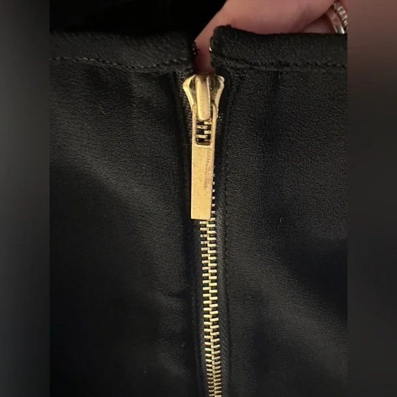 Women's Ann‎ Taylor LOFT Dress Black Gold
Appliqué Lace size 6- New with tags - Picture 10 of 11